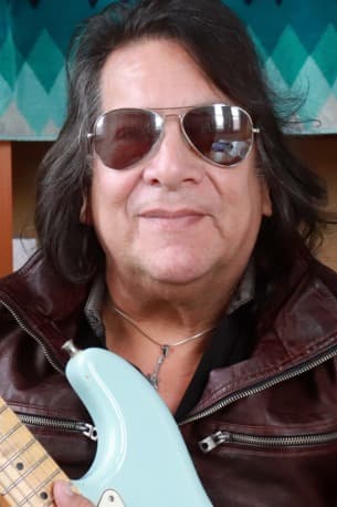 Photo of Irv Lyons Jr.